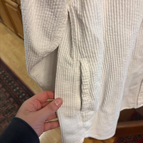 L.L. Bean White Cord Shirt, Long length, Size Large - Picture 3 of 4